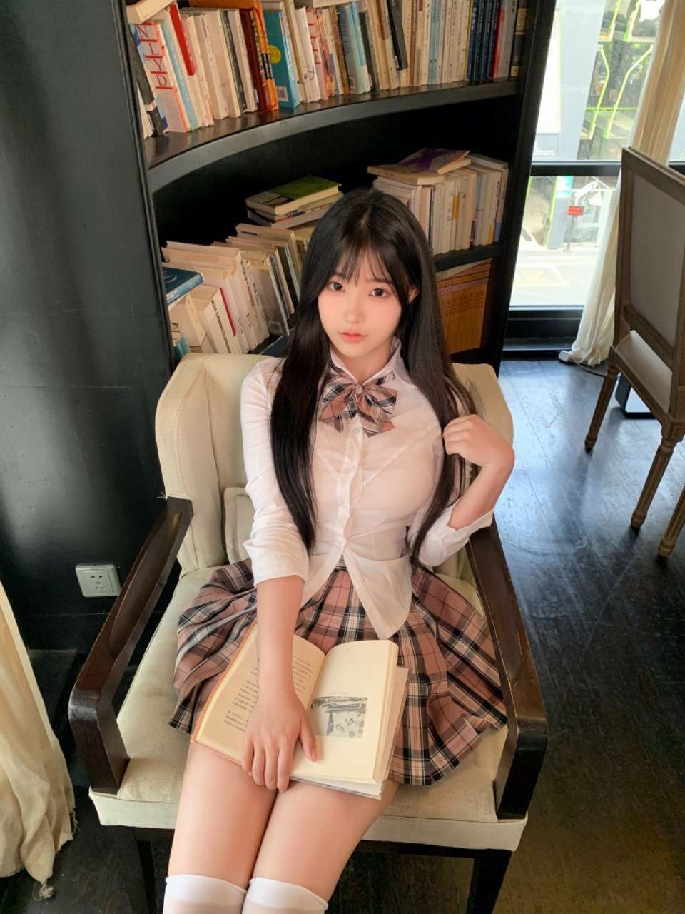 闵行真实07小萝莉 圆圆