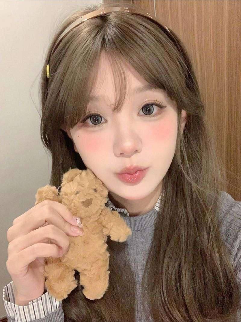 闵行首开 刚下海 周思思