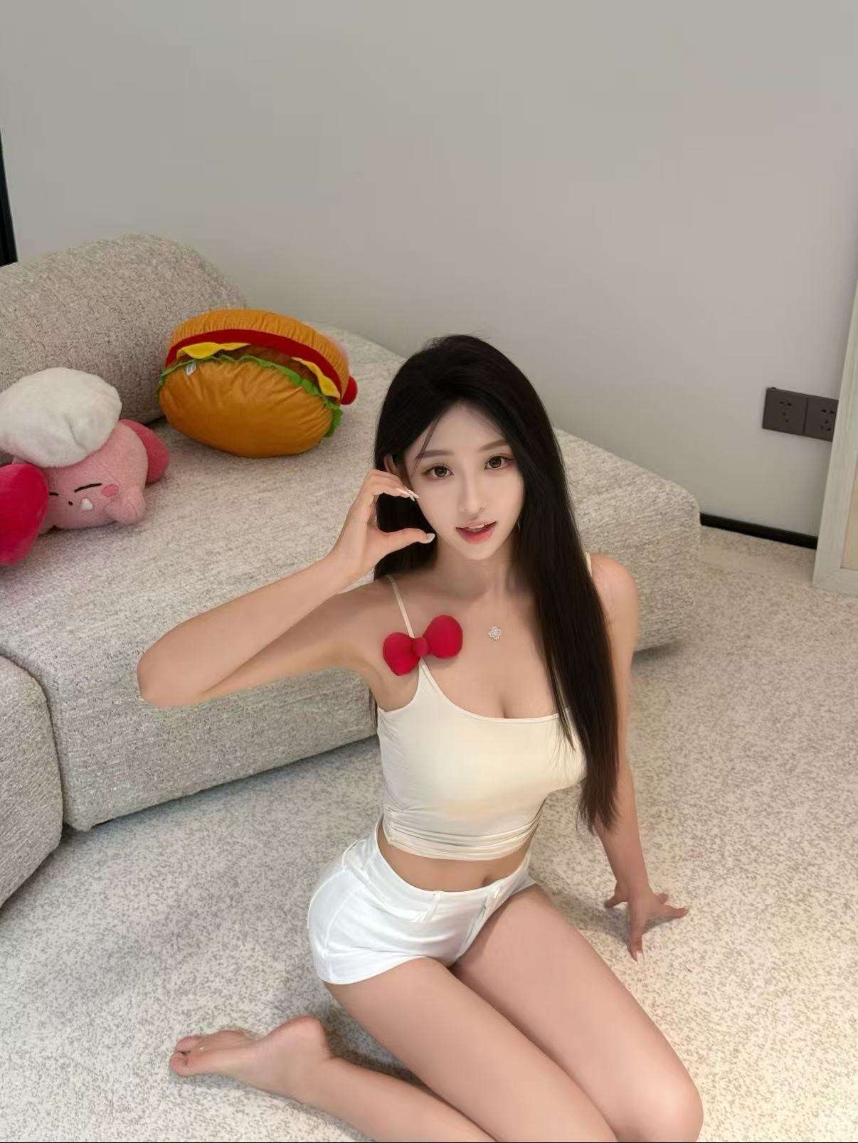 闵行佳怡 细腰翘臀敏感爱娇喘 Gallery 5