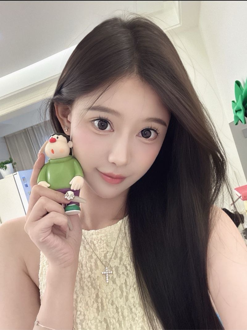 普陀灵灵 极品白小纯 Gallery 1