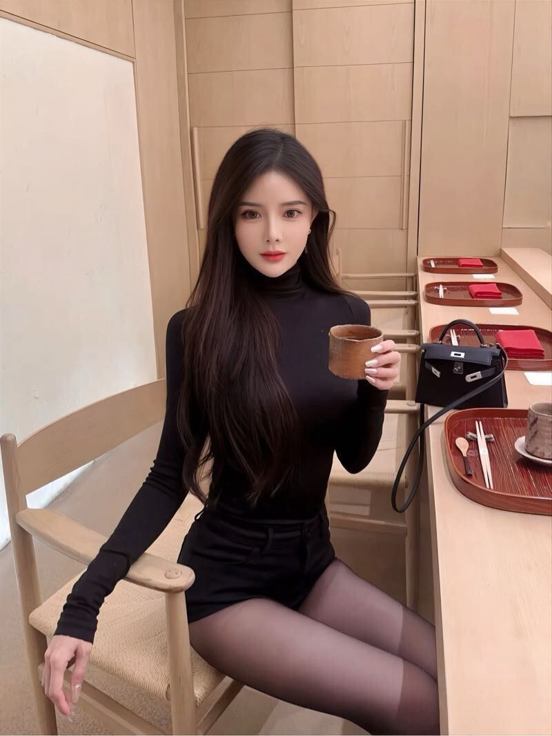 陆家嘴雪白皮肤江欣月