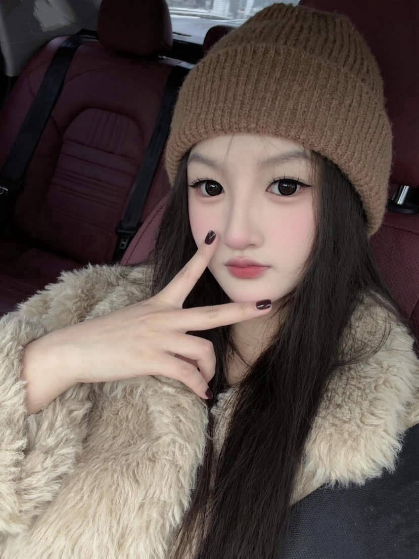 闵行倩倩🌷助教 刚开苞 三点粉嫩 Gallery 4