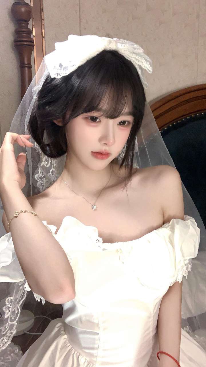 71313普陀超级白纯欲甜妹 Gallery 1