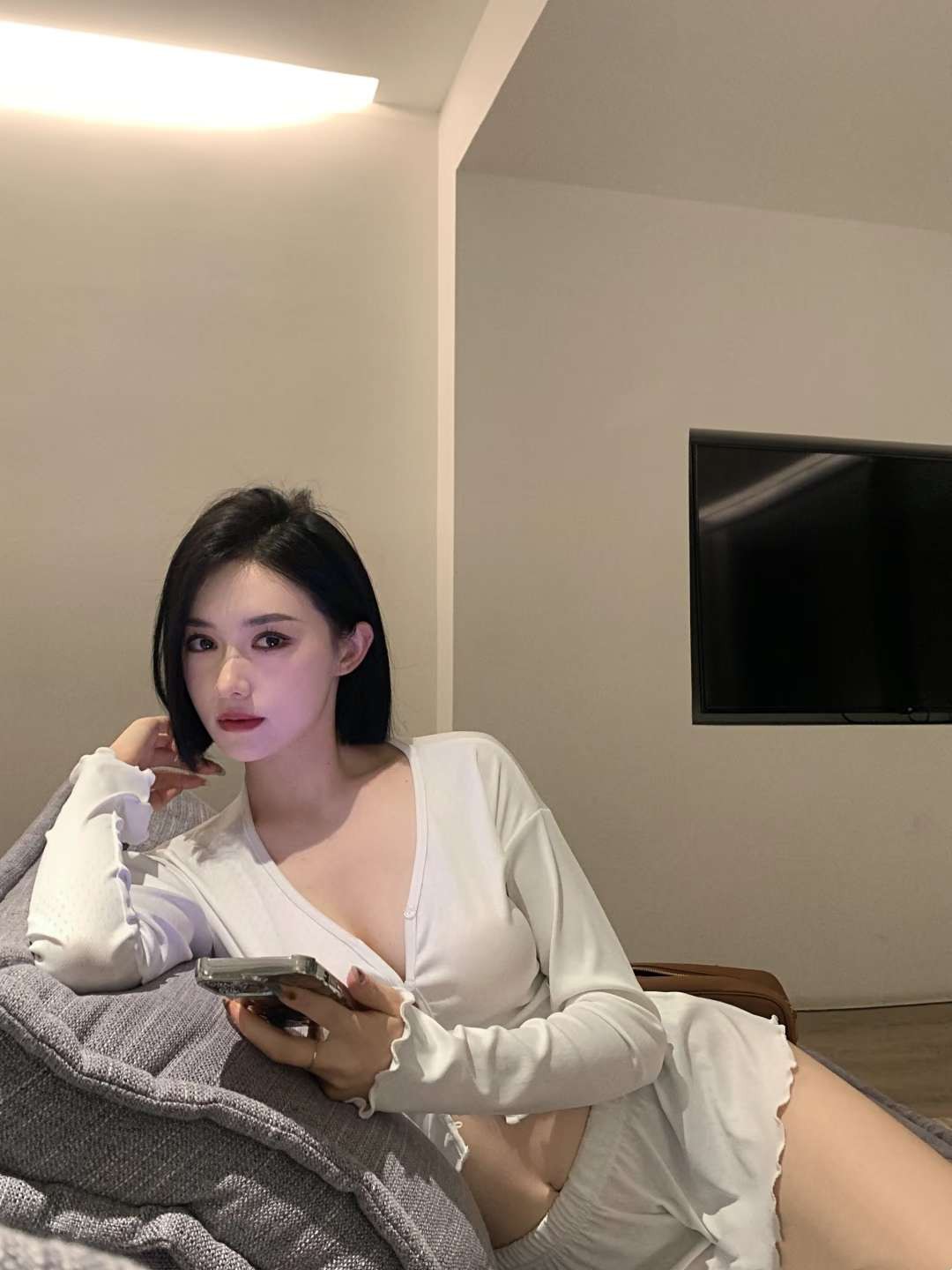 浦东短发纯欲 Gallery 1