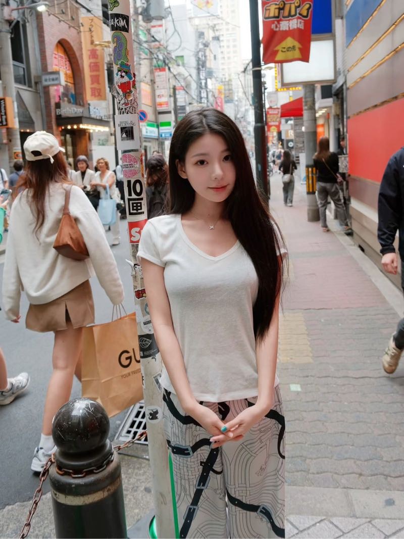 静安小红薯博主豚豚🦜 Gallery 2