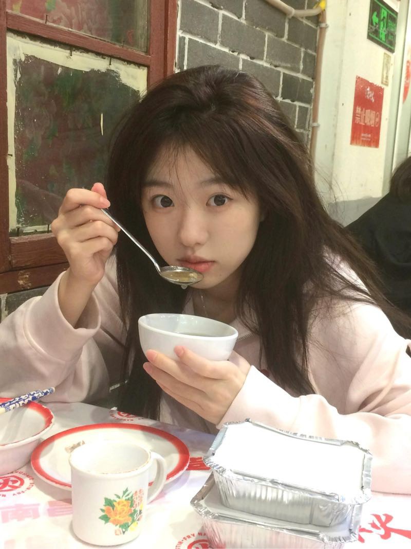 静安发一美术生，辣条 Gallery 7