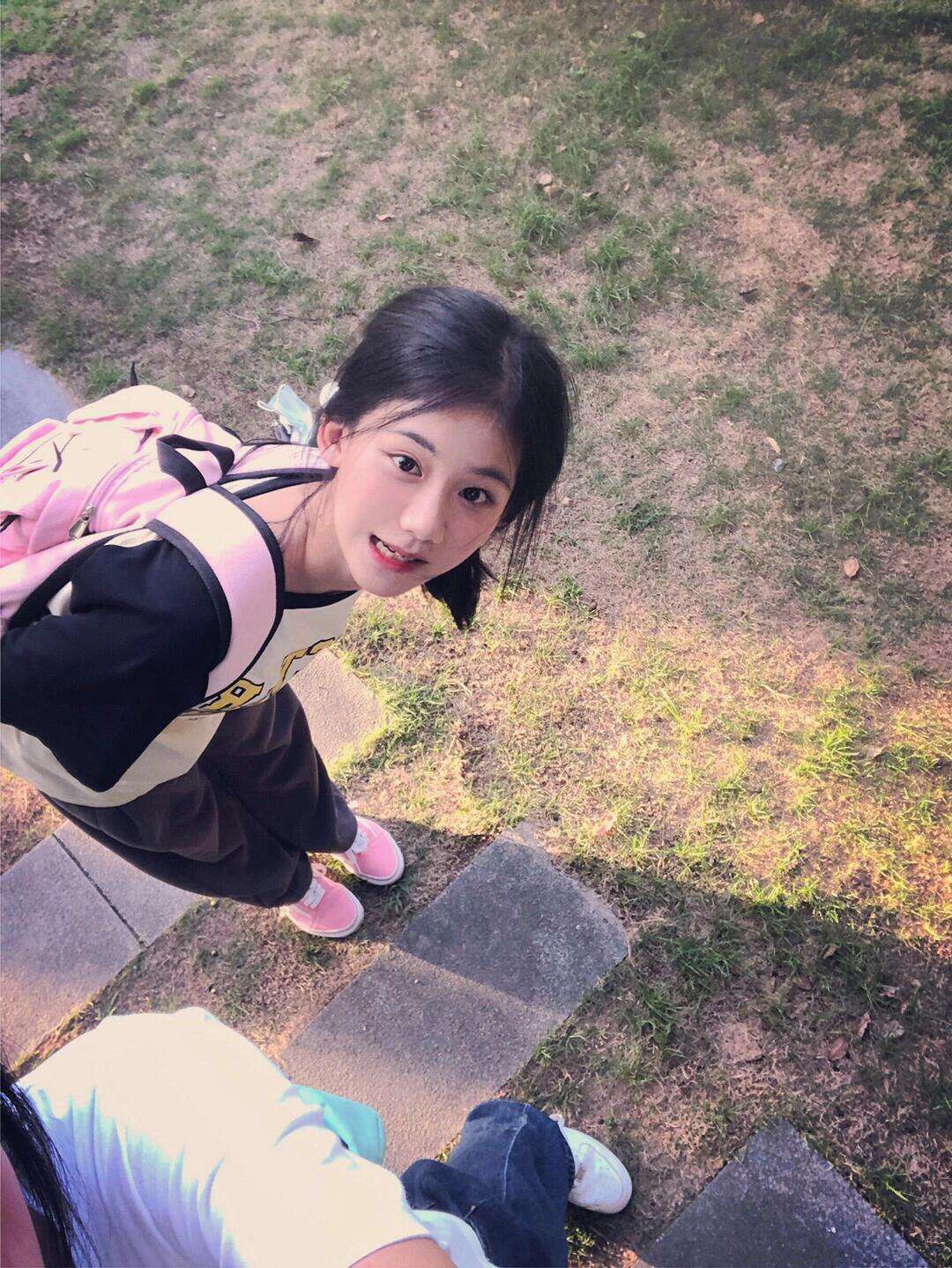 静安极品白小纯新人，家三外五 Gallery 2