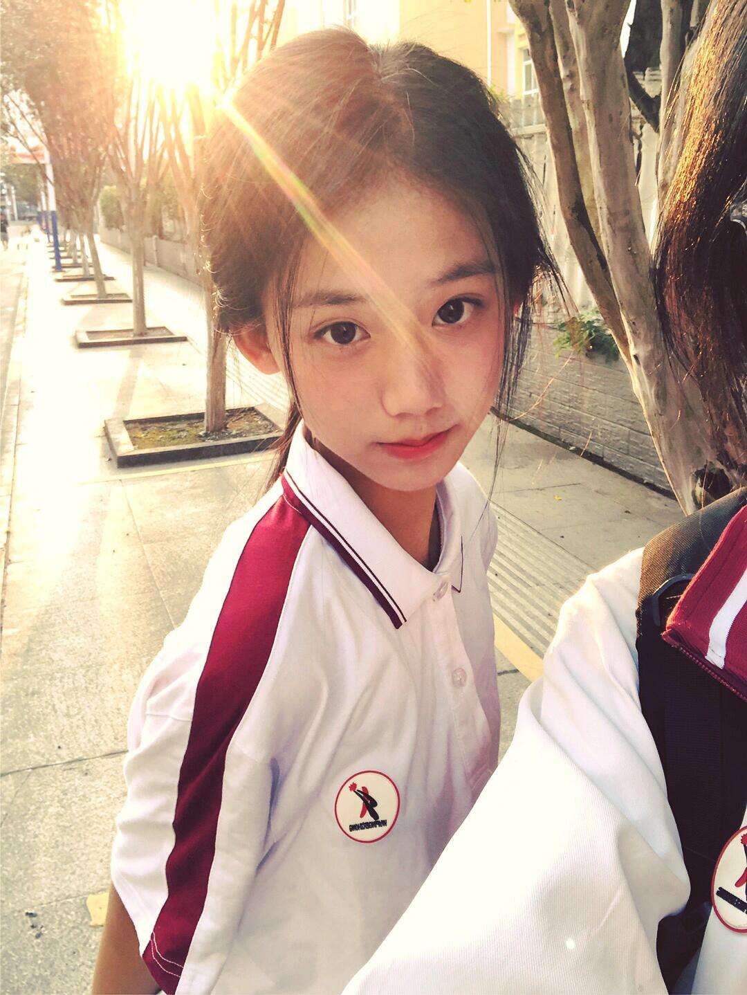 静安极品白小纯新人，家三外五 Gallery 5