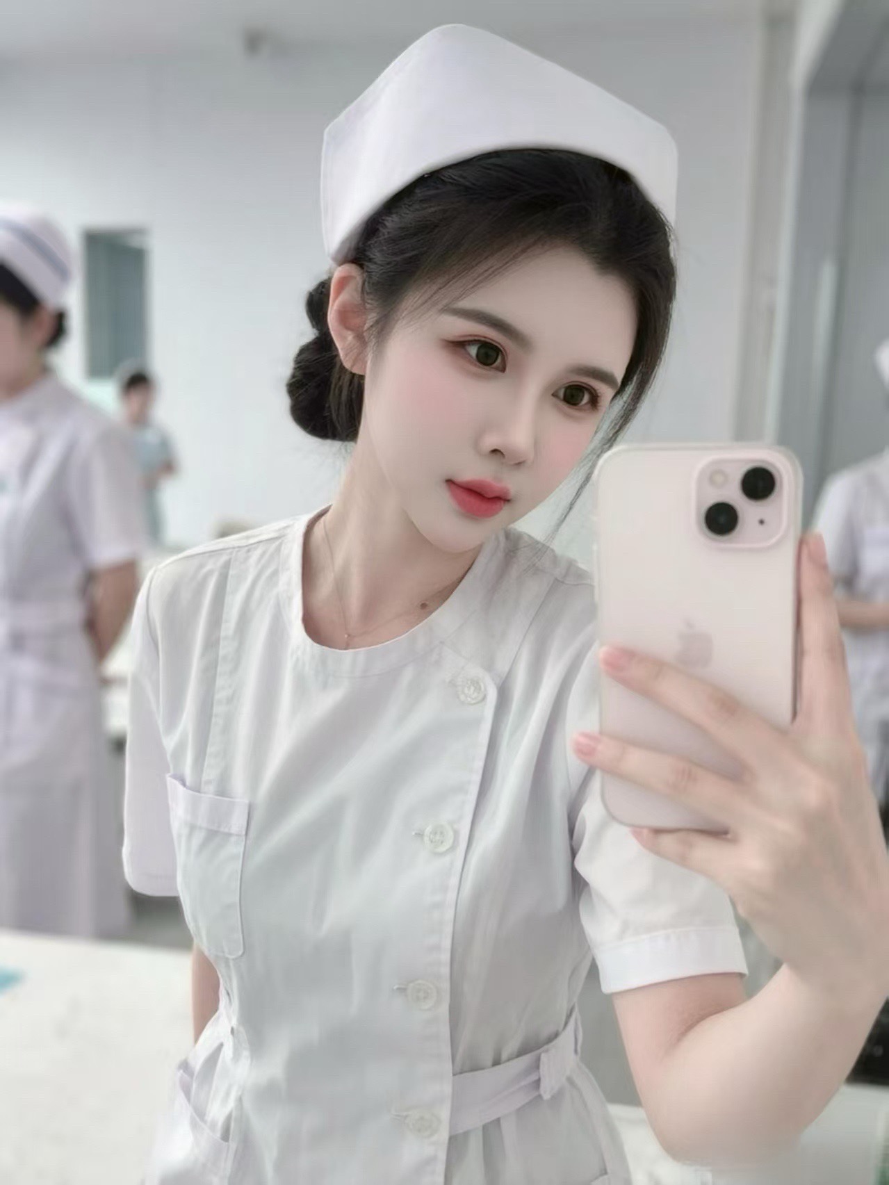 松江玲玲莞式服务天花板 Gallery 6