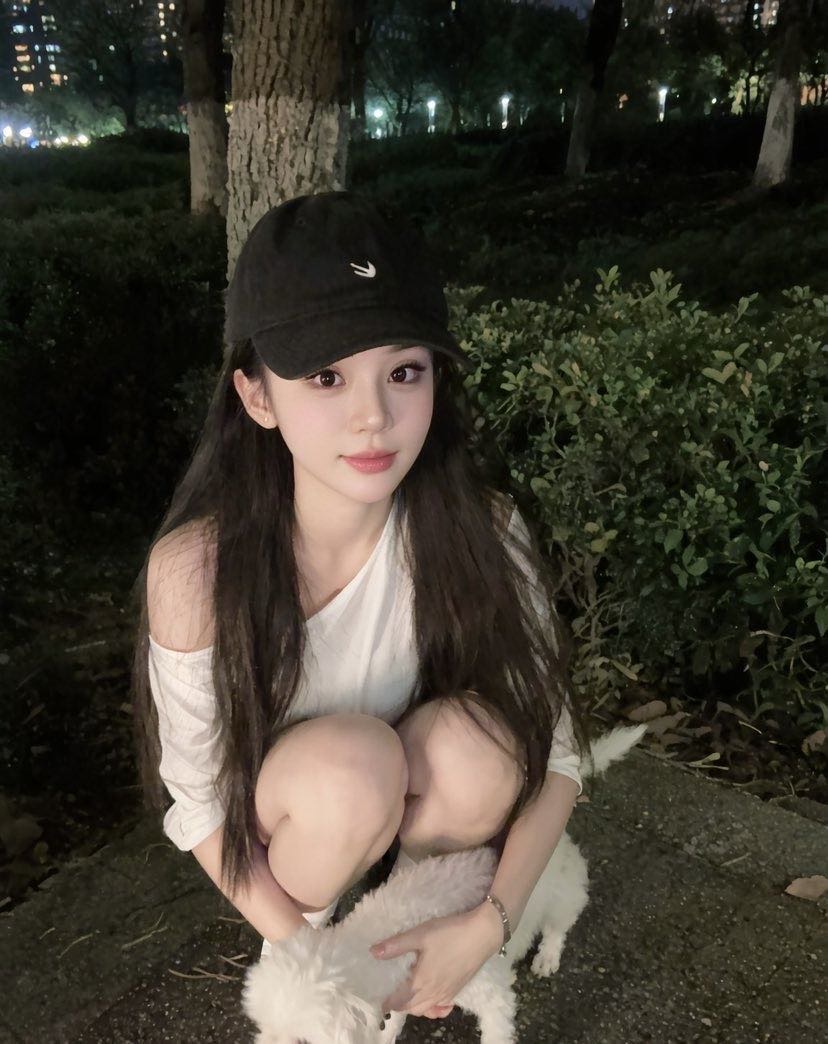 闵行清纯林菲 刚下海 兼职 Gallery 4