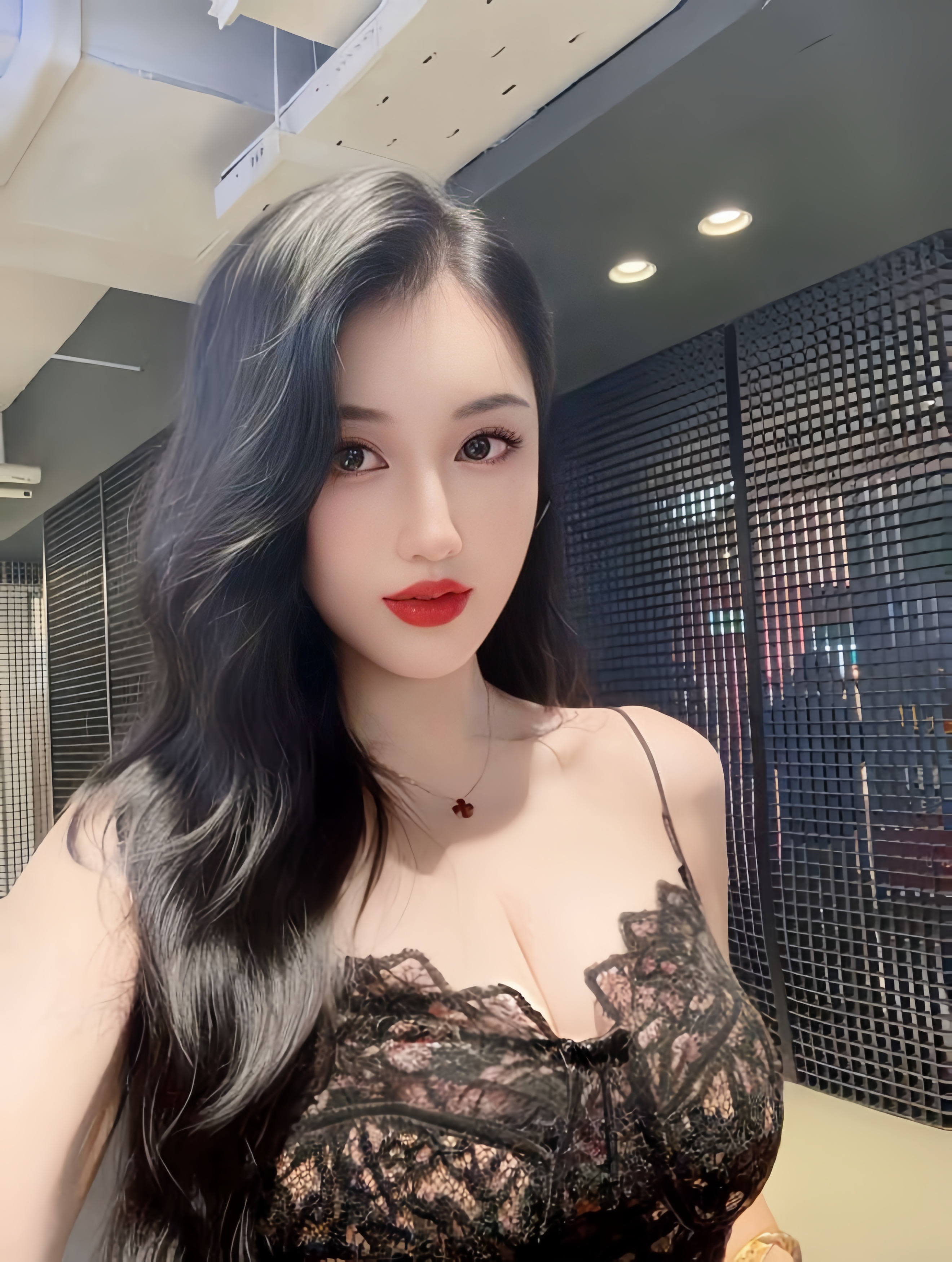 小梨涡 莞式服务御姐 Gallery 1