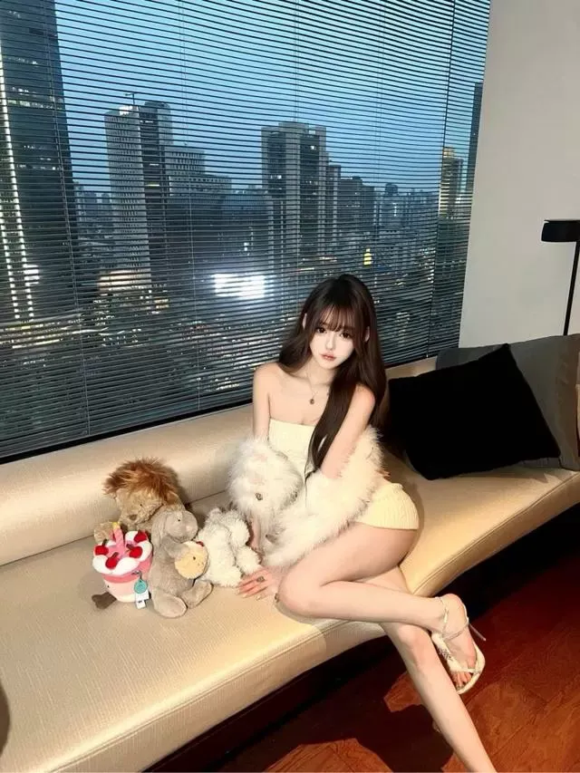 抖音万粉小网红于只只 (假赔5k) Gallery 5