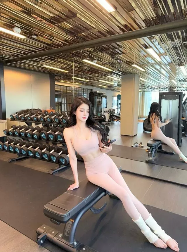 Y2711F-小徐璐 静安硬五博主模特 177E.03 Gallery 8