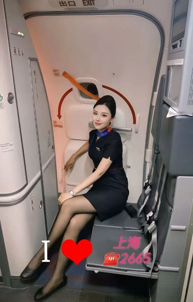 Y4200B-东航 普陀东航空姐大蜜 170D Gallery 7