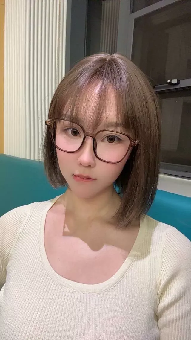 Y526H-眼睛妹 普陀素颜眼睛妹 172E06🏠三外五 Gallery 5