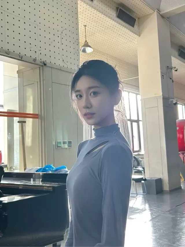 Y3050Q-北影 普陀硬五北影学院🉑一字马 168D.04 Gallery 2