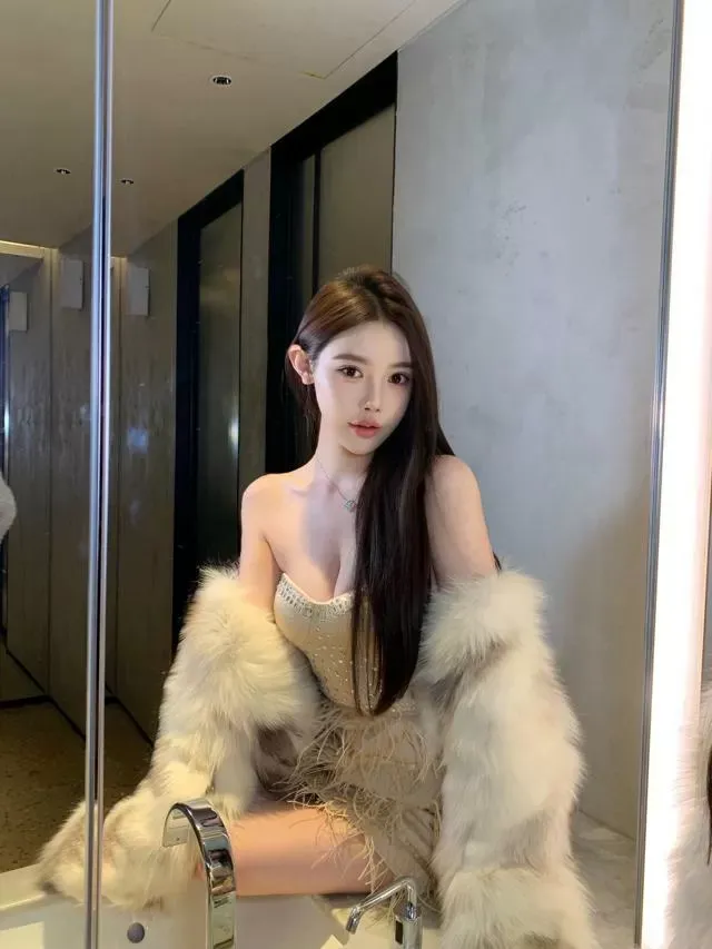Y2711A-叶谨儿 普陀网红小纯 168E.02 Gallery 4