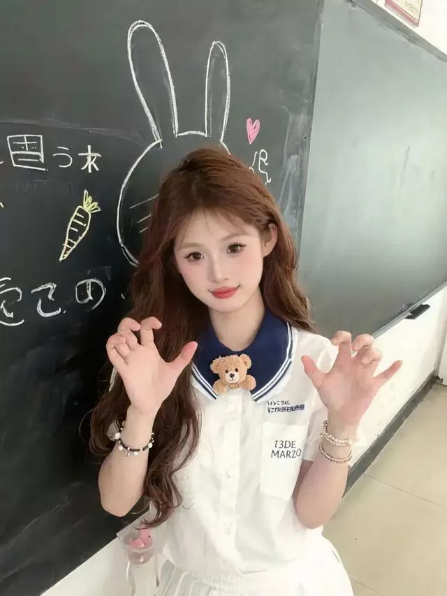 Y3255B-小鱼 浦东极品纯欲学生妹 170C.06 Gallery 4