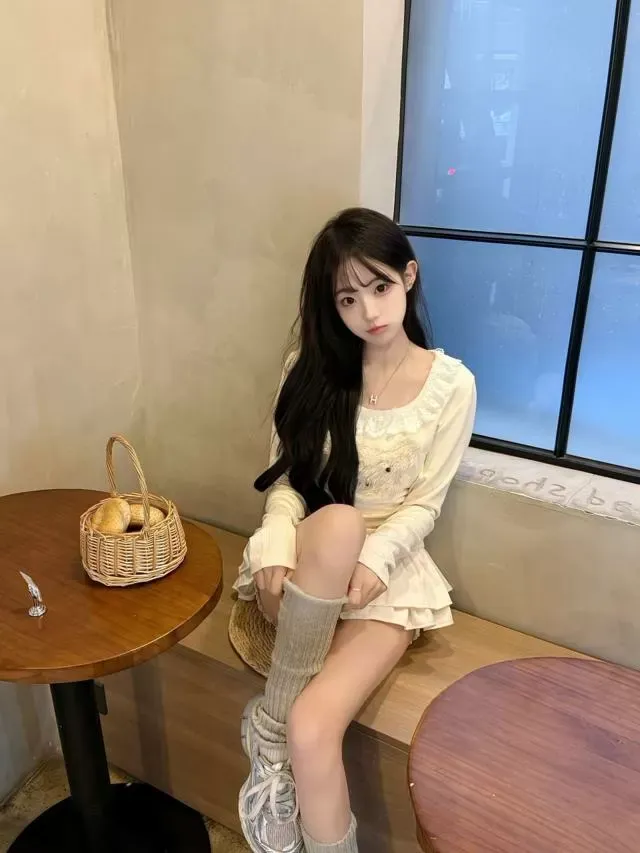 浦东台球🎱助教周周 Gallery 7