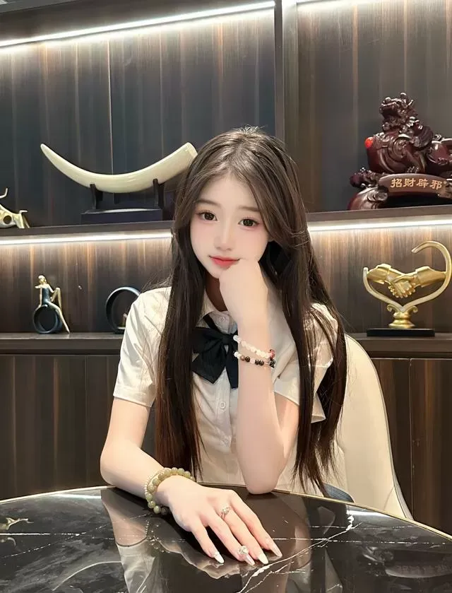 浦东高二学生 小丫丫