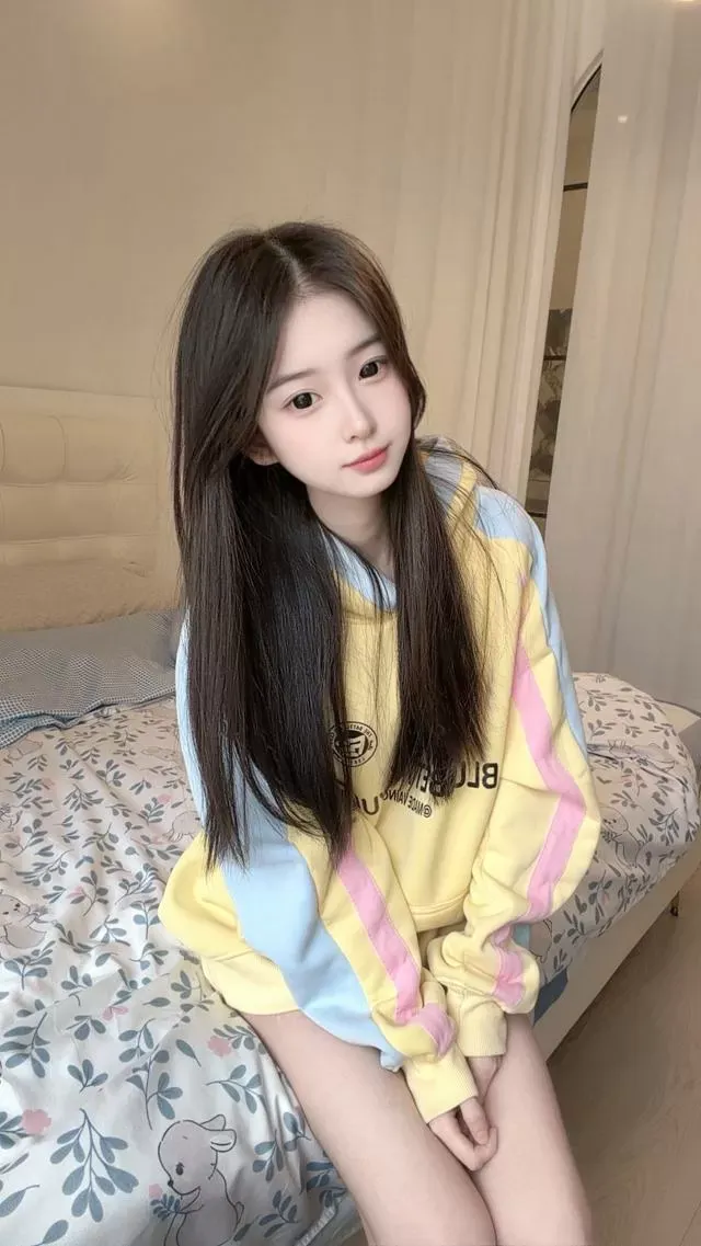 浦东06学生微微