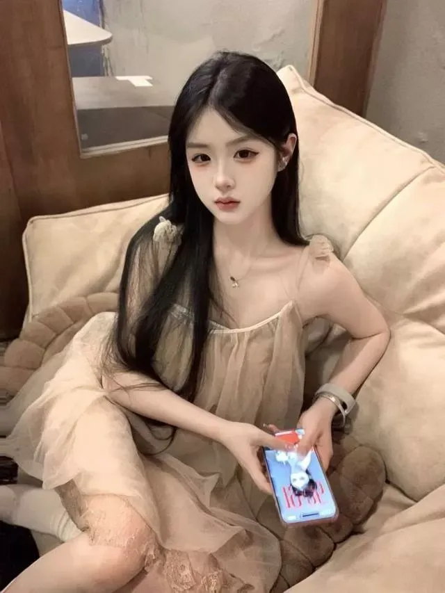 浦东新人乔伊伊