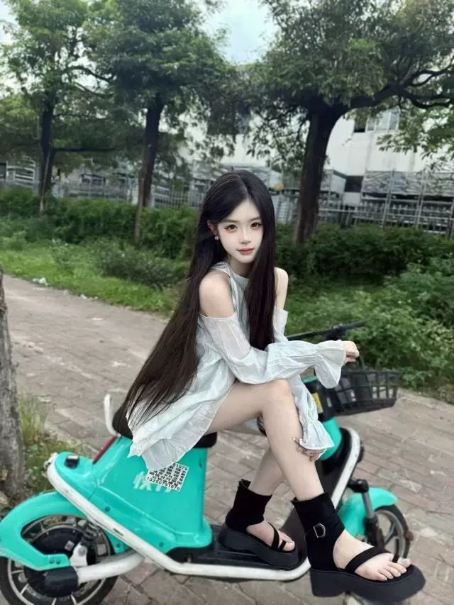 浦东新人乔伊伊 Gallery 9