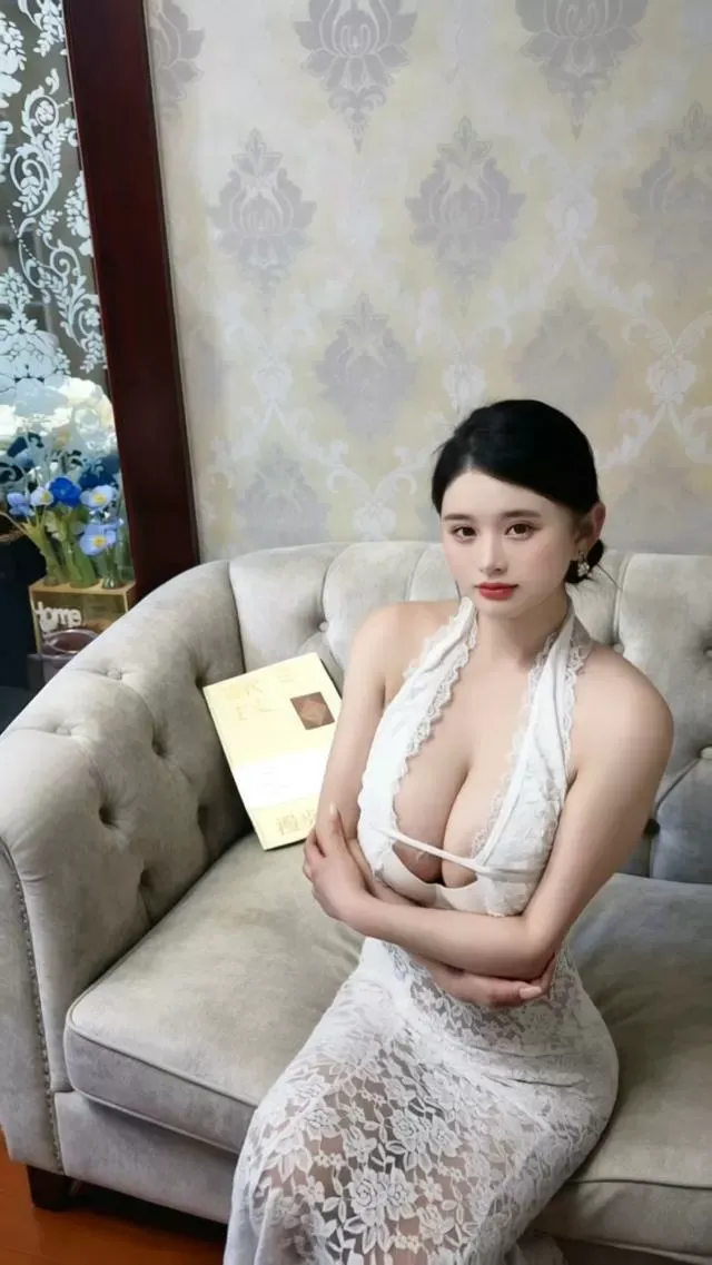 浦东 雪儿 大E杯少妇 Gallery 4