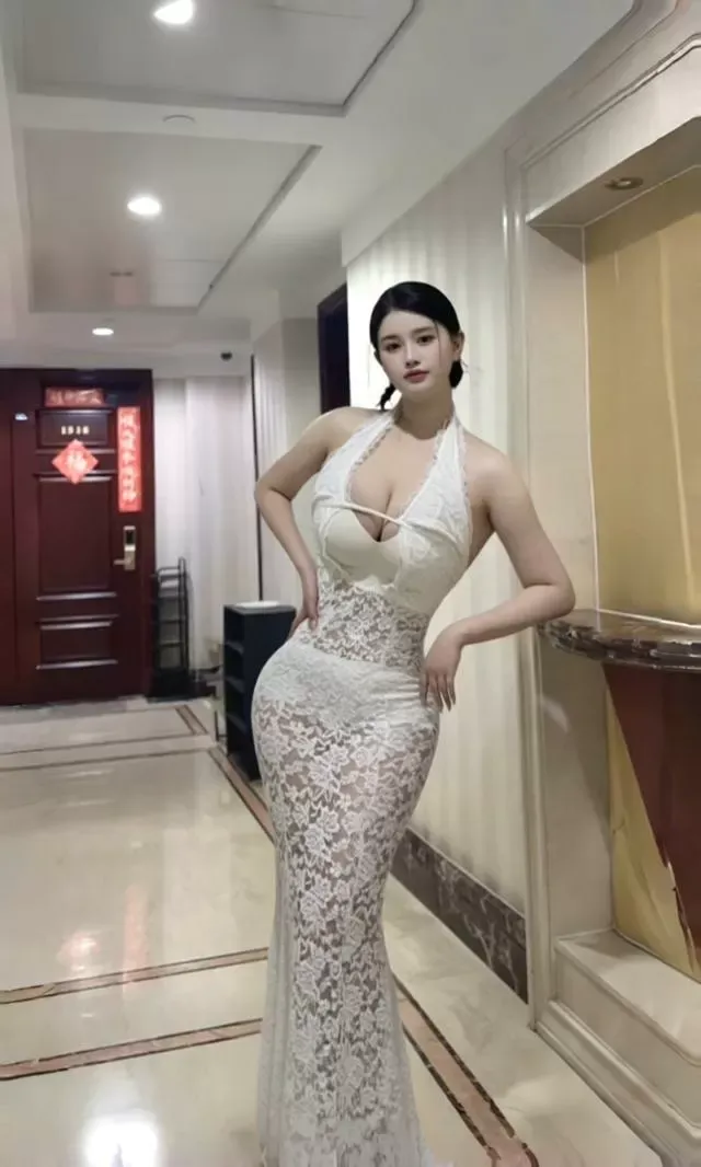 浦东 雪儿 大E杯少妇 Gallery 5