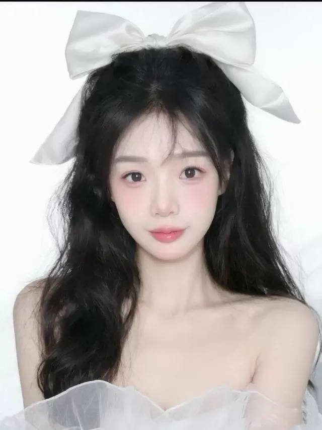 闵行金一瑶童颜巨乳 Gallery 6