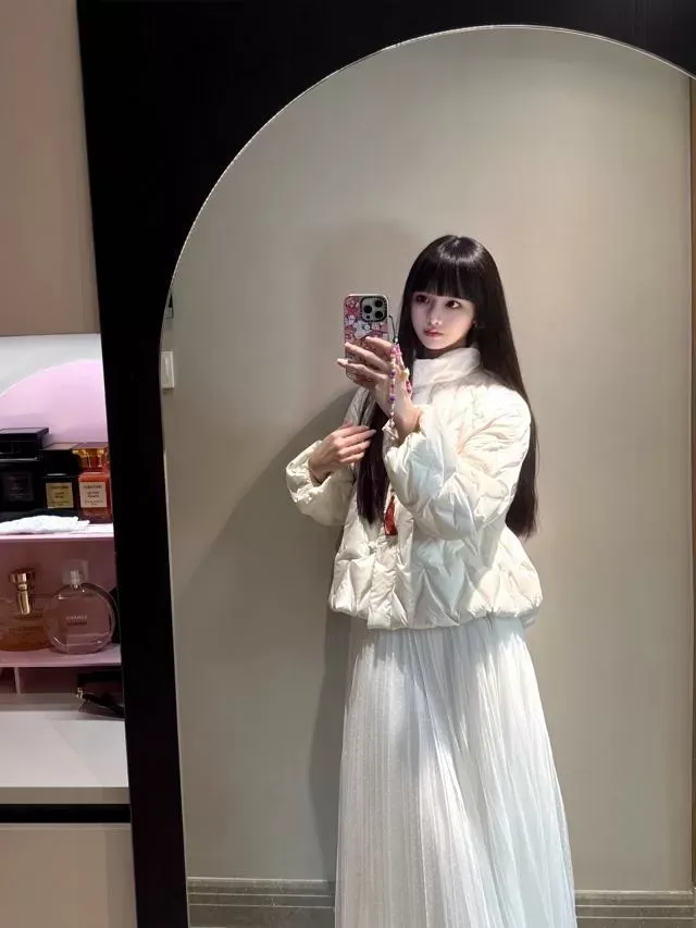 bb006浦东  173 童颜巨乳白🐯大奶甜妹 Gallery 7