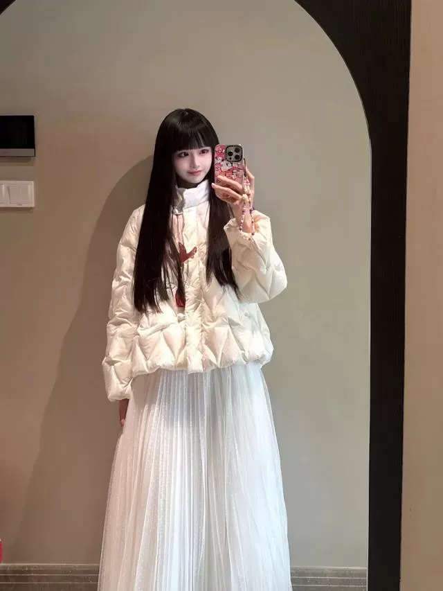 bb006浦东  173 童颜巨乳白🐯大奶甜妹 Gallery 8