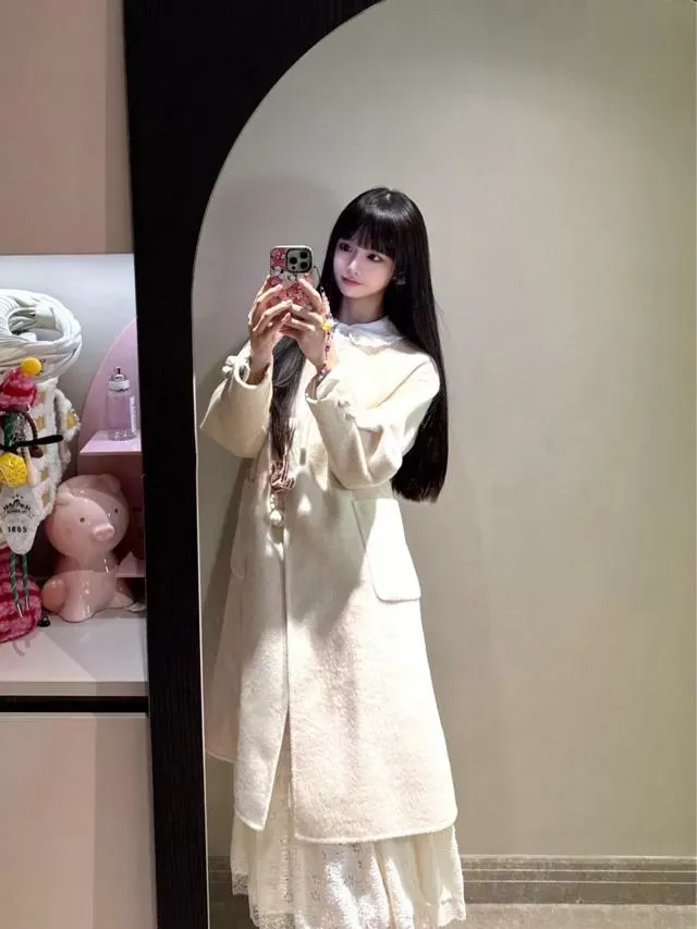 bb006浦东  173 童颜巨乳白🐯大奶甜妹 Gallery 9
