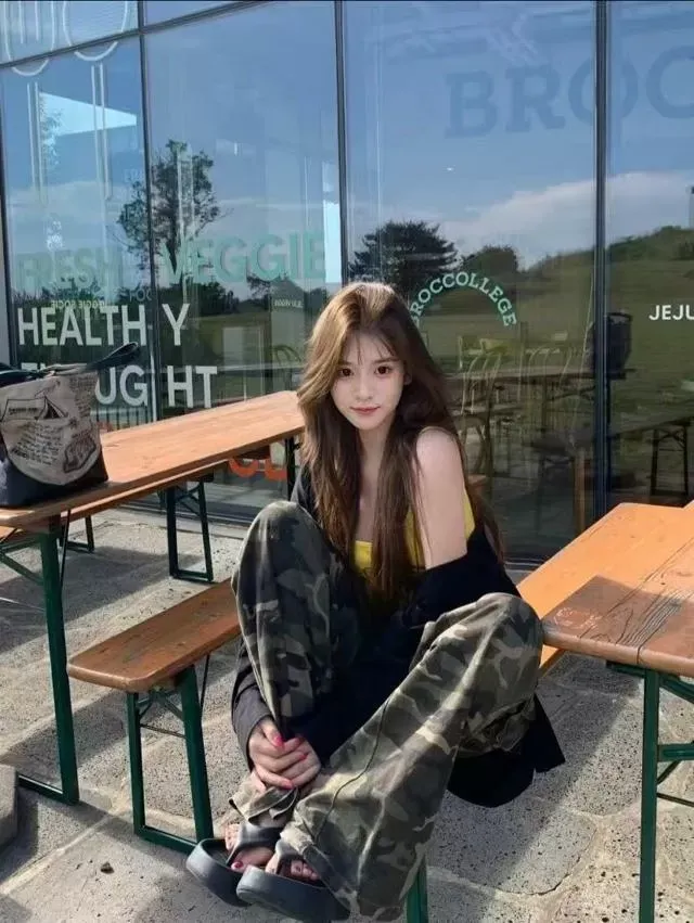 月月 Gallery 5