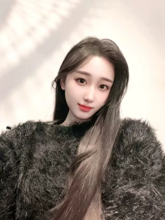 闵行车模麦兜177 一字马 Gallery 5