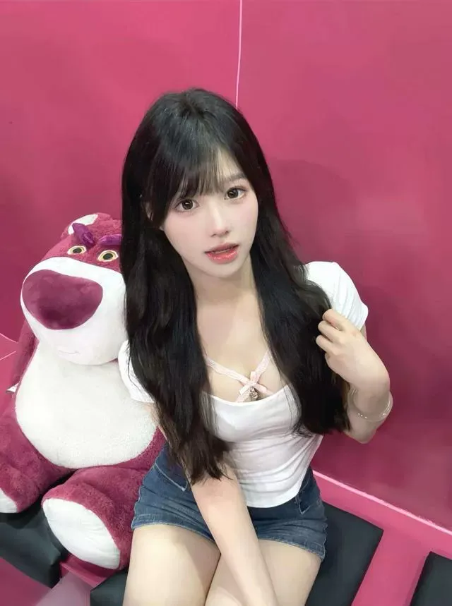普陀在校舞蹈生芊芊 缺钱短开 Gallery 1