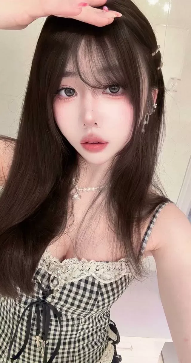 闵行橙橙06白小纯一线天一字马 Gallery 4