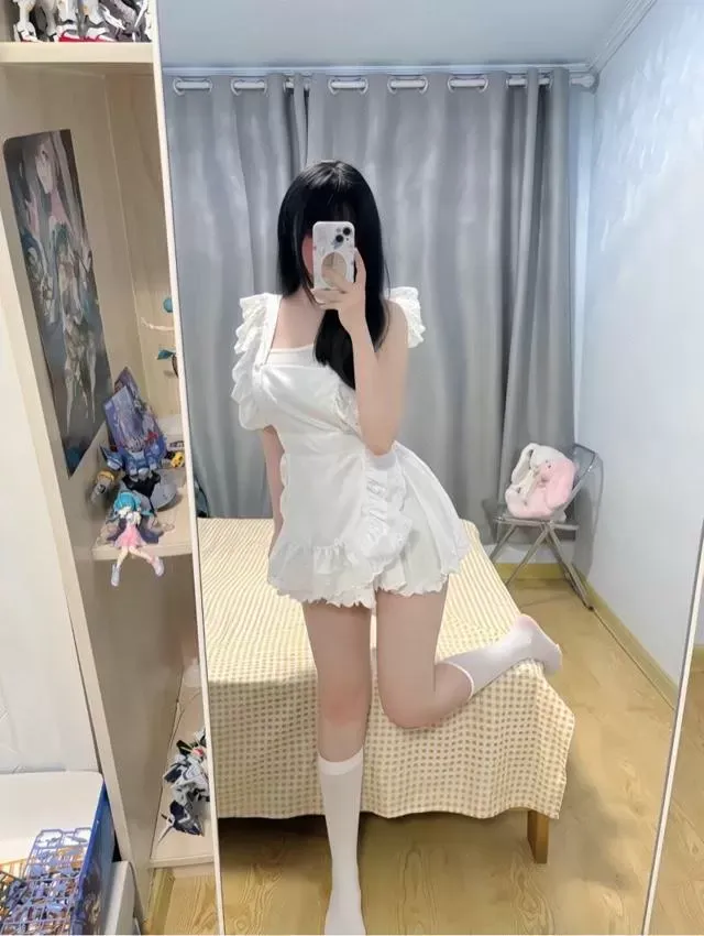 闵行橙橙06白小纯一线天一字马 Gallery 9