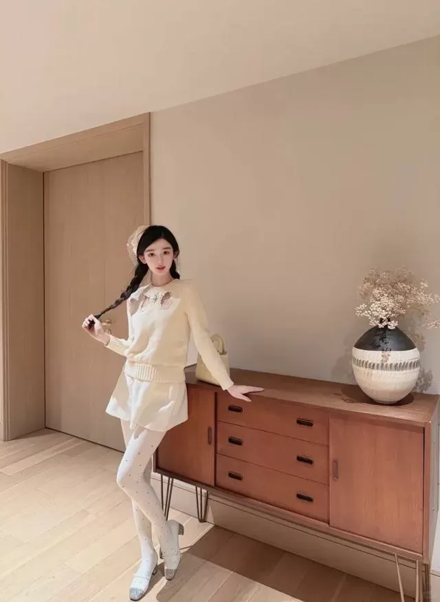 Y4652-172 普陀小红书博主大二法学在读 172D.05 Gallery 6