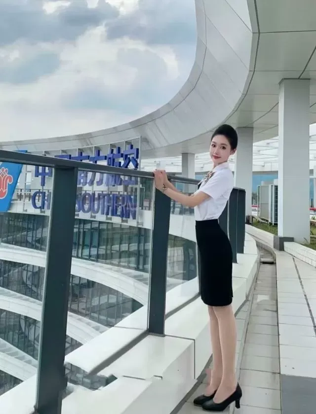 Y2905-175空姐 黄埔硬五气质空姐 175E Gallery 5