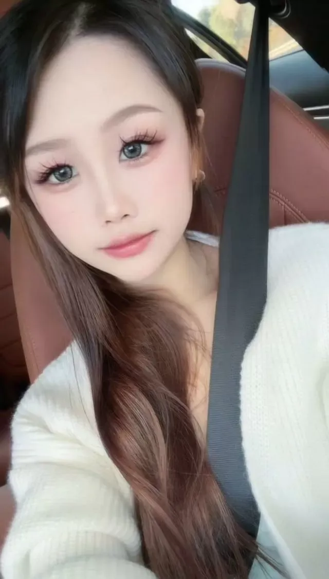 嘟嘟,上粉下嫩 逼逼紧嫩【可指定】 Gallery 5