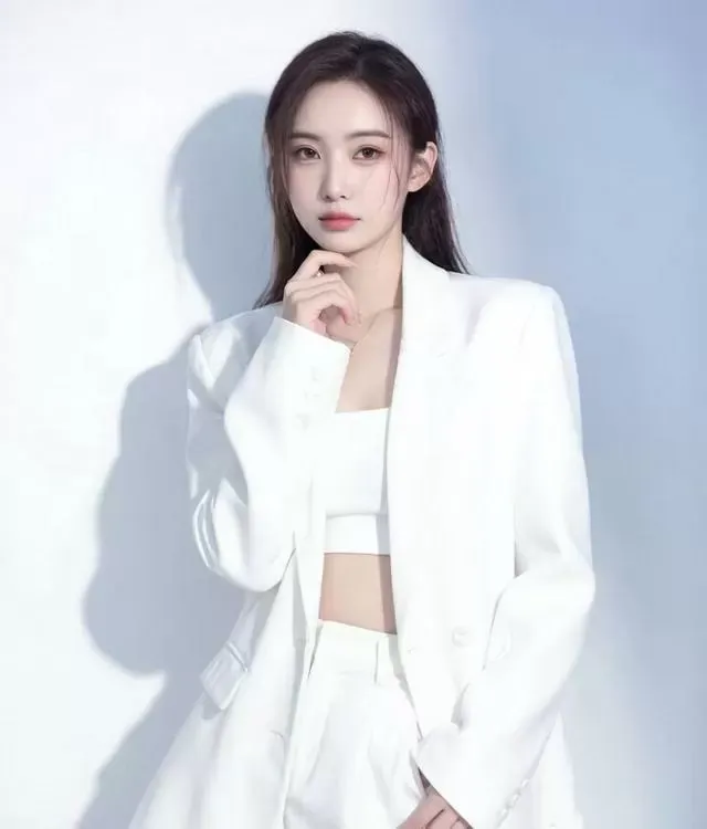 松江万达附近极品学生妹小小 Gallery 2