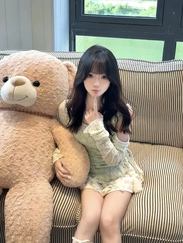 泡泡🫧真实白虎06新人 Gallery 6