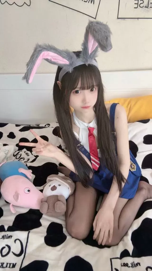 08新人娇小萝莉 小小🉑变装游戏 Gallery 7