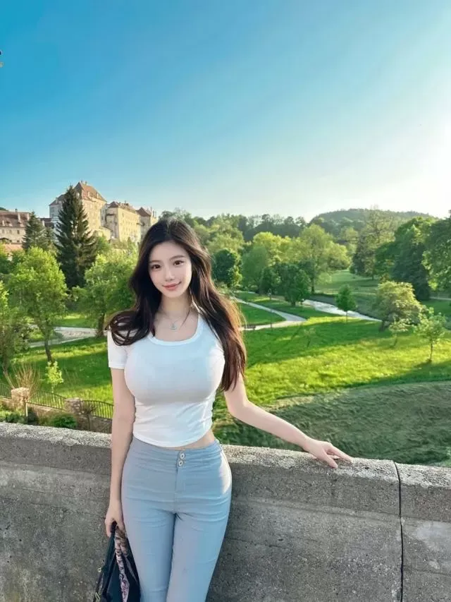 Y4703-175纯欲 静安硬五纯欲天花板巨乳 175E.02 Gallery 3