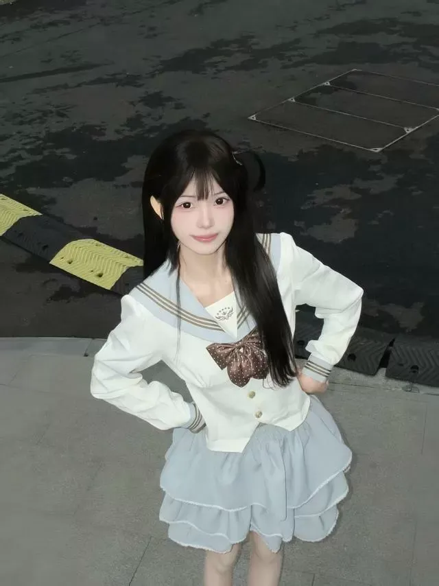 闵行小萝莉费费 Gallery 4