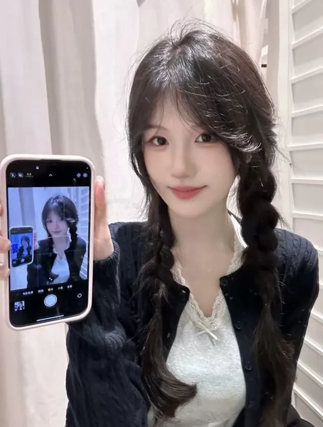 浦东奶豆(爱叫爸爸清纯女大短开) Gallery 1