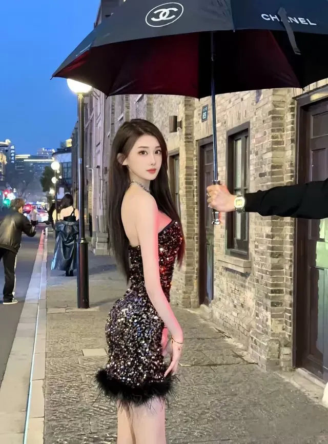 普陀静安-极品御姐白柚-天生狐媚眼-平面模特 Gallery 4