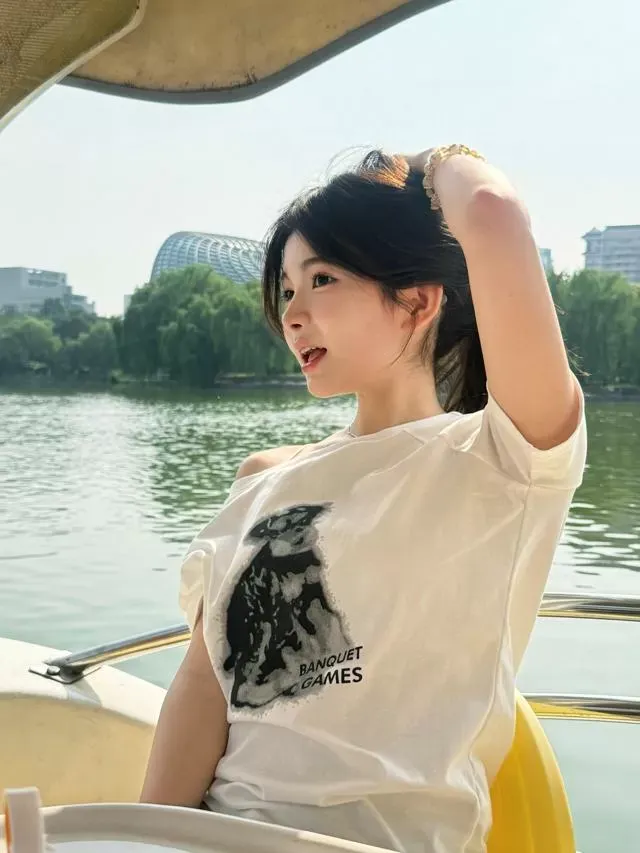 小桃子 Gallery 5