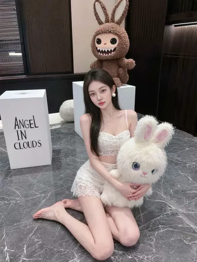 06小布丁,兼职白虎小纯,无纹身,🉑🈚 Gallery 1